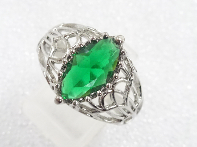 JAPANESE KIMONO / ANTIQUE COLORED STONE RING (SIZE 20.5)